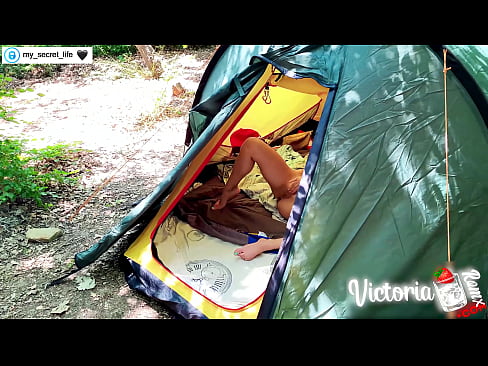 ❤️ Difilmkan di kamera Pria brengsek yang bersemangat dari Orang Asing di dalam tenda ❤ Video porno di id.battlepass-bonuse.ru